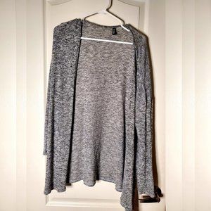 Divided Gray Knit Cardigan (M)